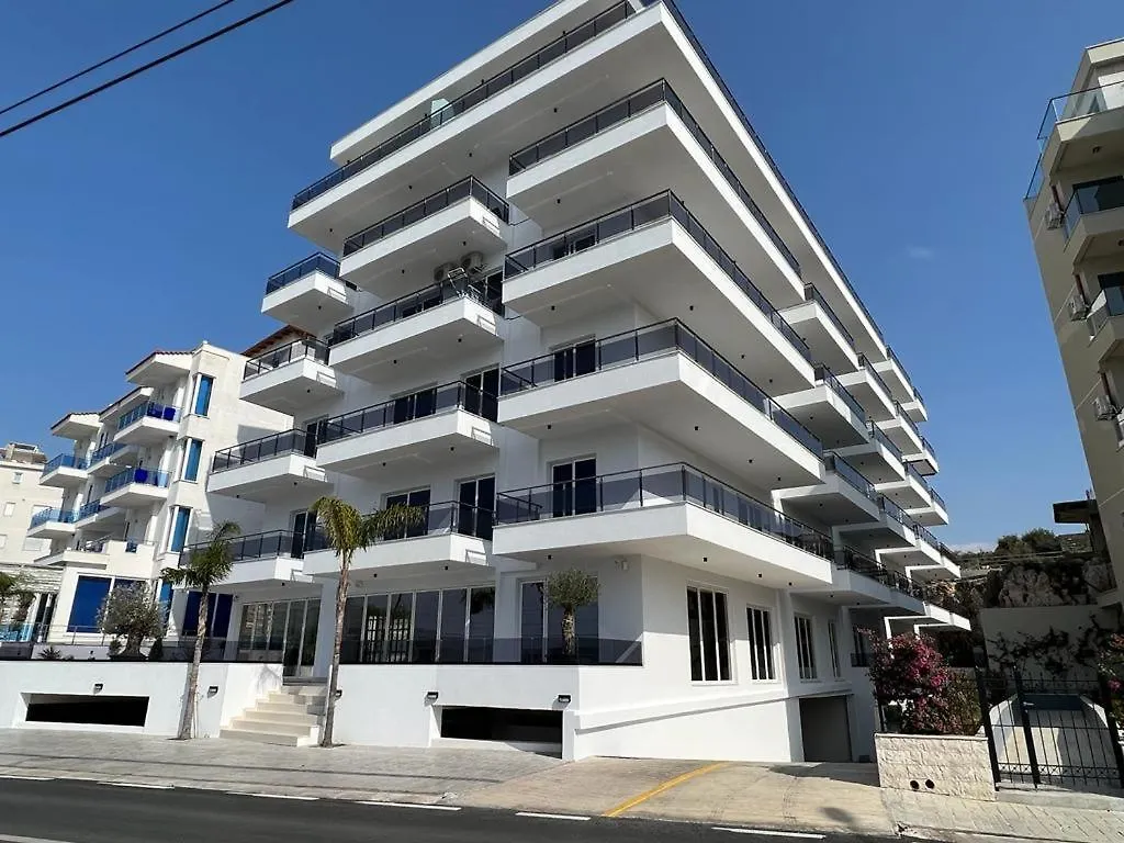 Azure Inn Hotel Σαράντα